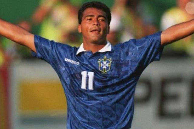 两人几乎在 两人几乎在