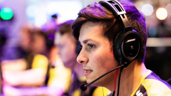 项新职务 项新职务