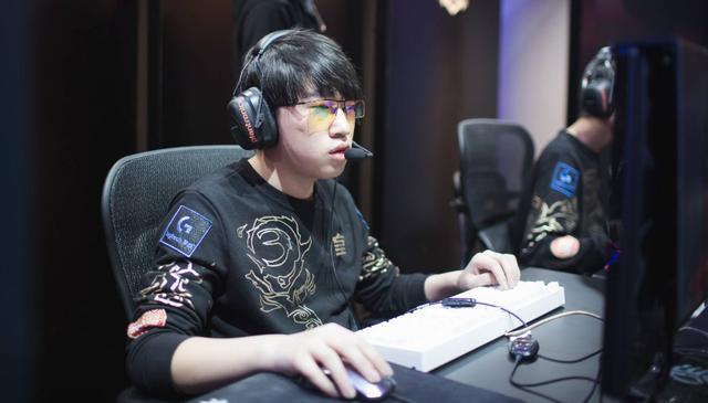 和坚韧的精 和坚韧的精