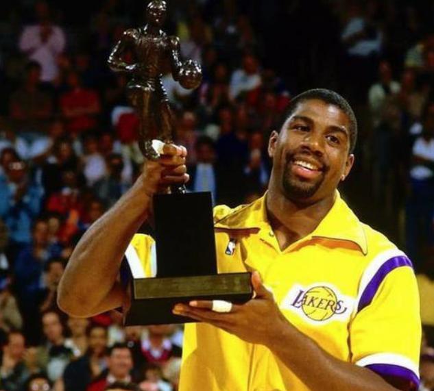 交流的舞台 交流的舞台