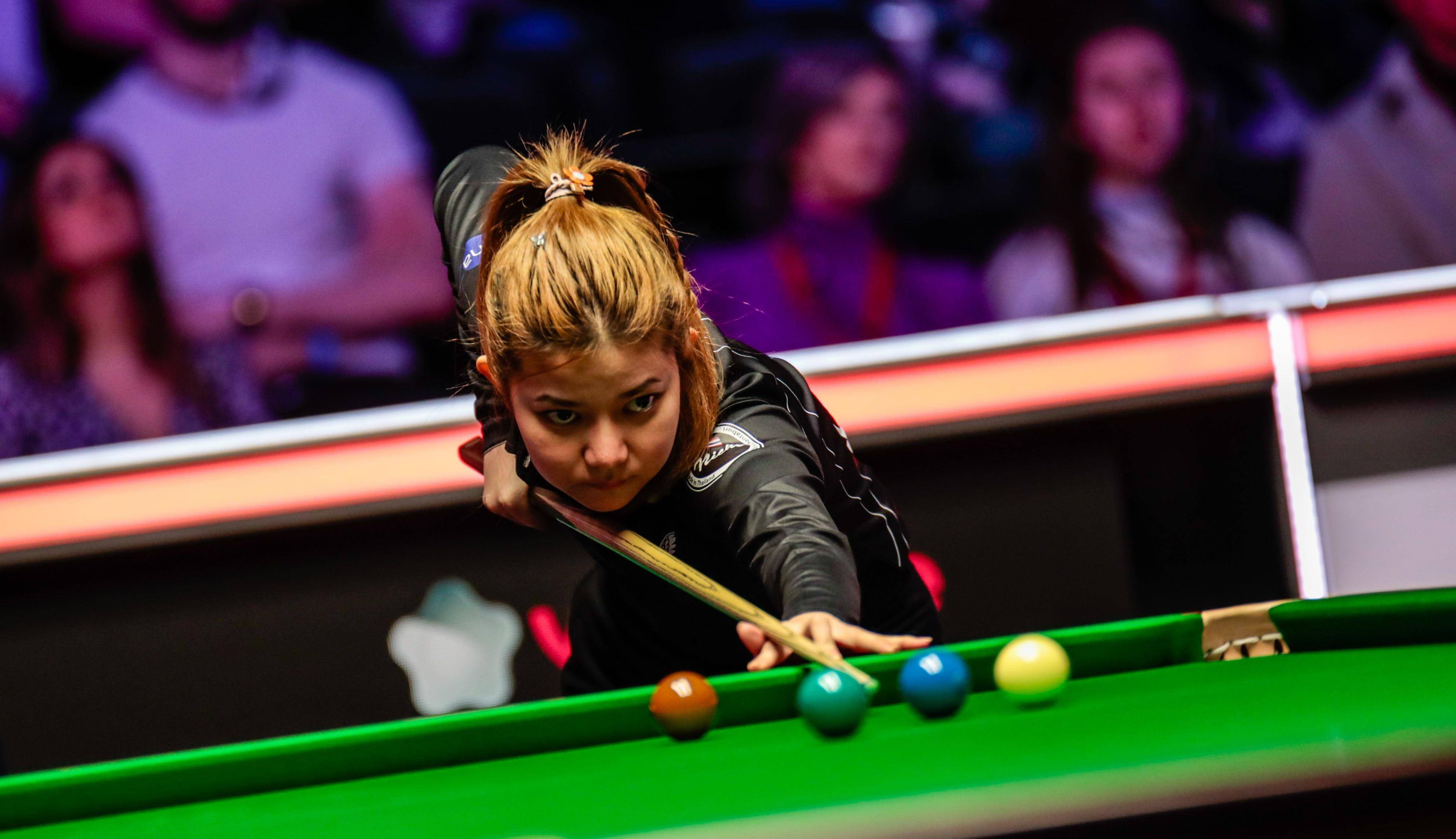 赛后多名选 赛后多名选